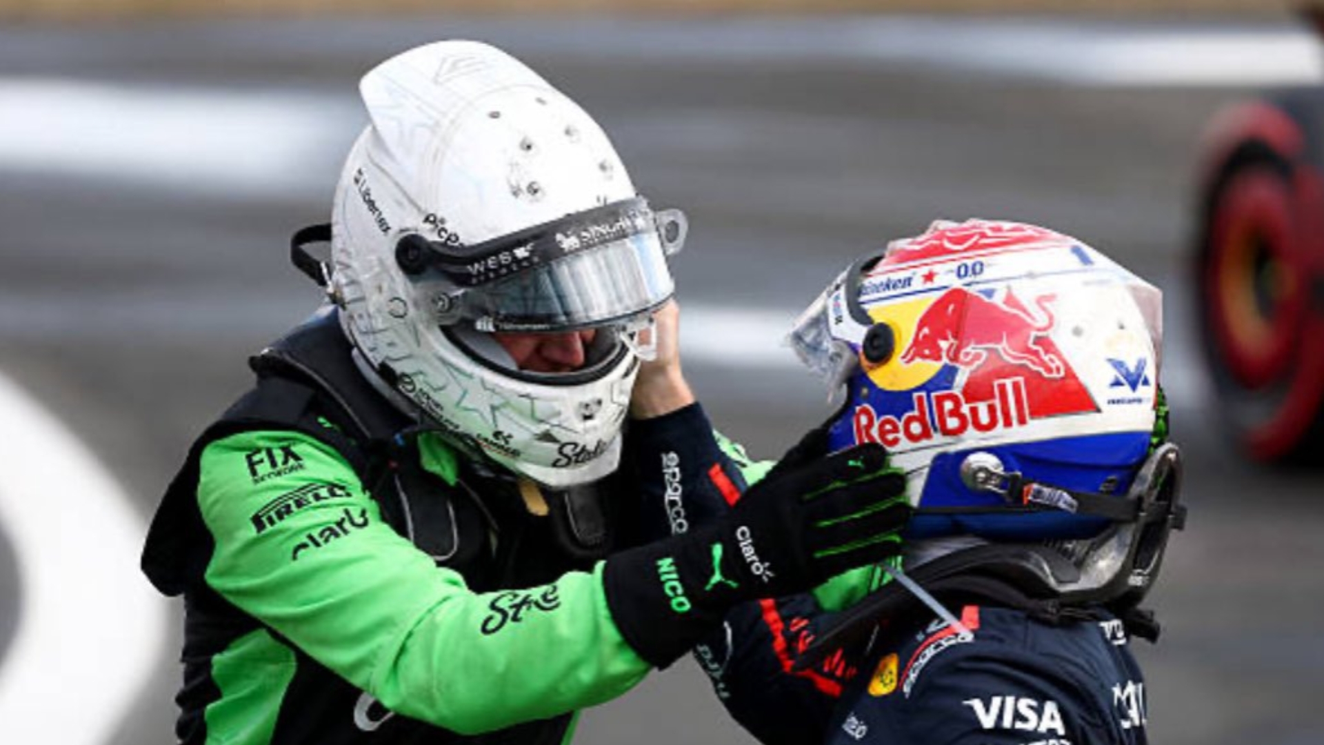 开云体育app-梅赛德斯横扫红牛二队，维斯塔潘点燃赛场