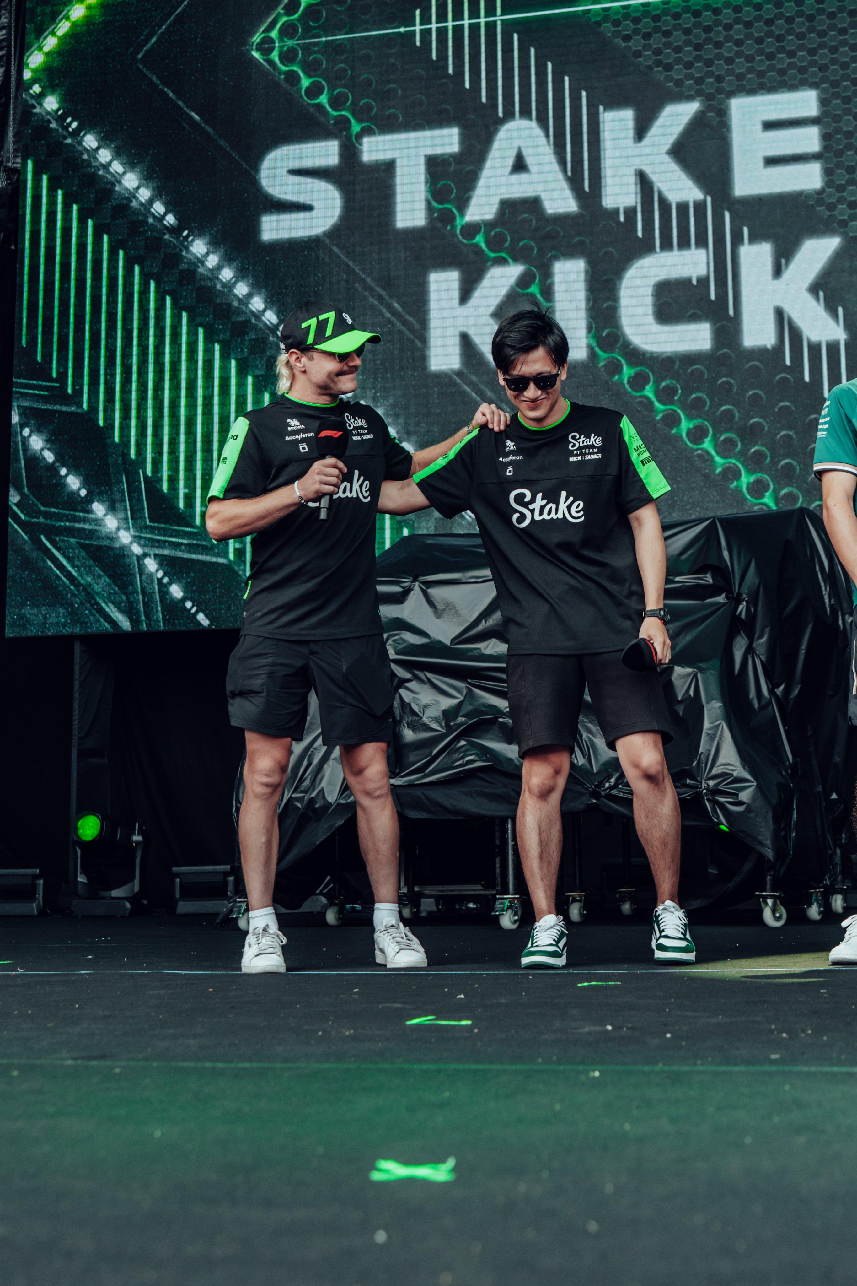 索伯车队轻取阿斯顿马丁，周冠宇统治全场