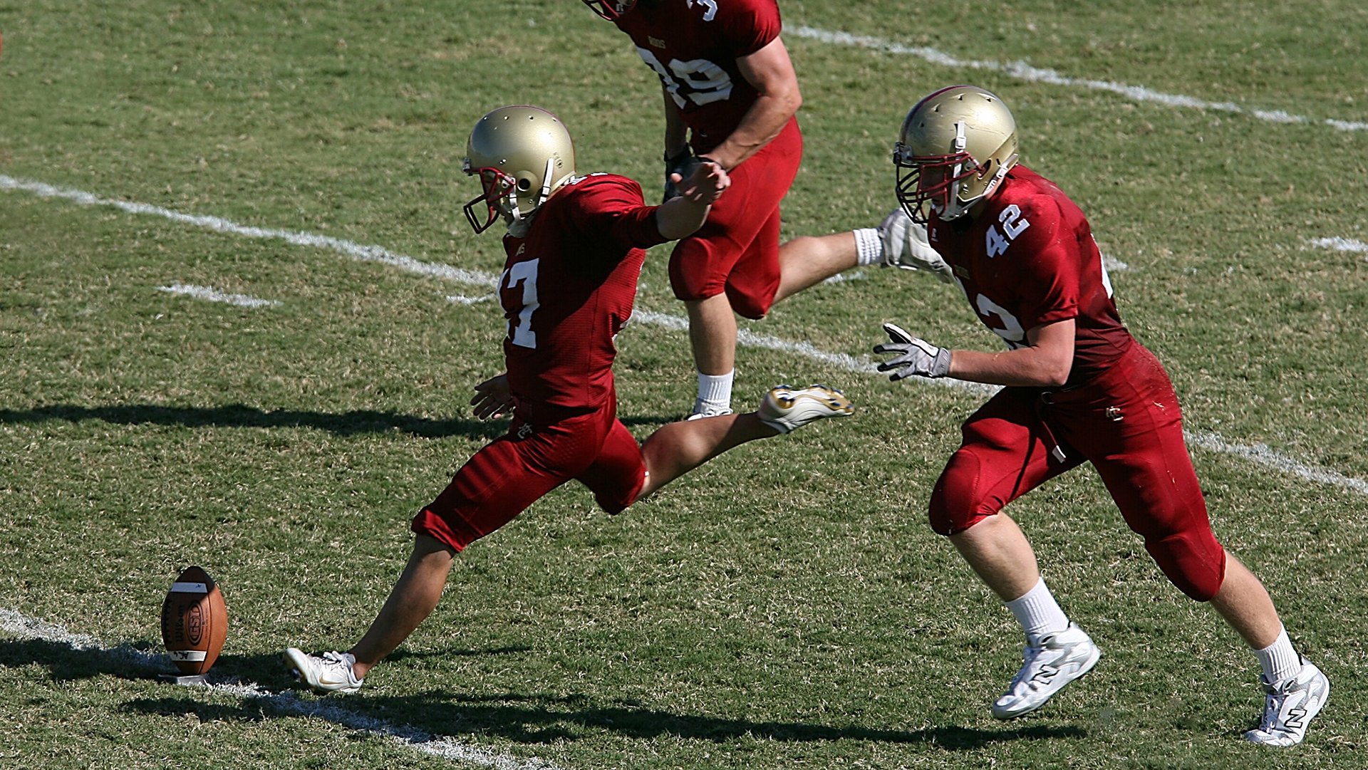 开云sport-定位球与风笛，苏格兰用最古典的武器，单节拉开2026世界杯最现代的足球巨人