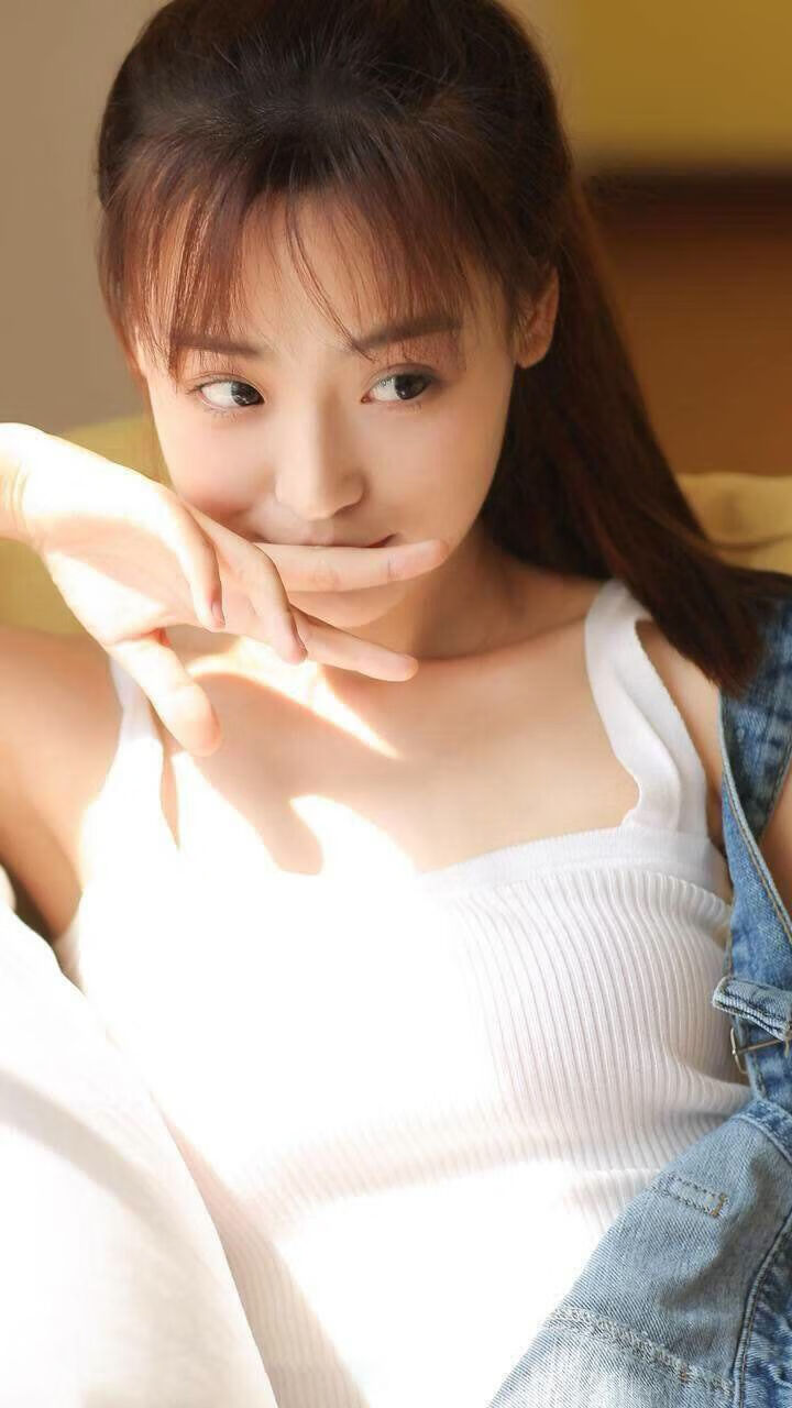 开云体育平台APP-悬念的转移，当约基奇终结赛场，库里却点亮了另一片天空