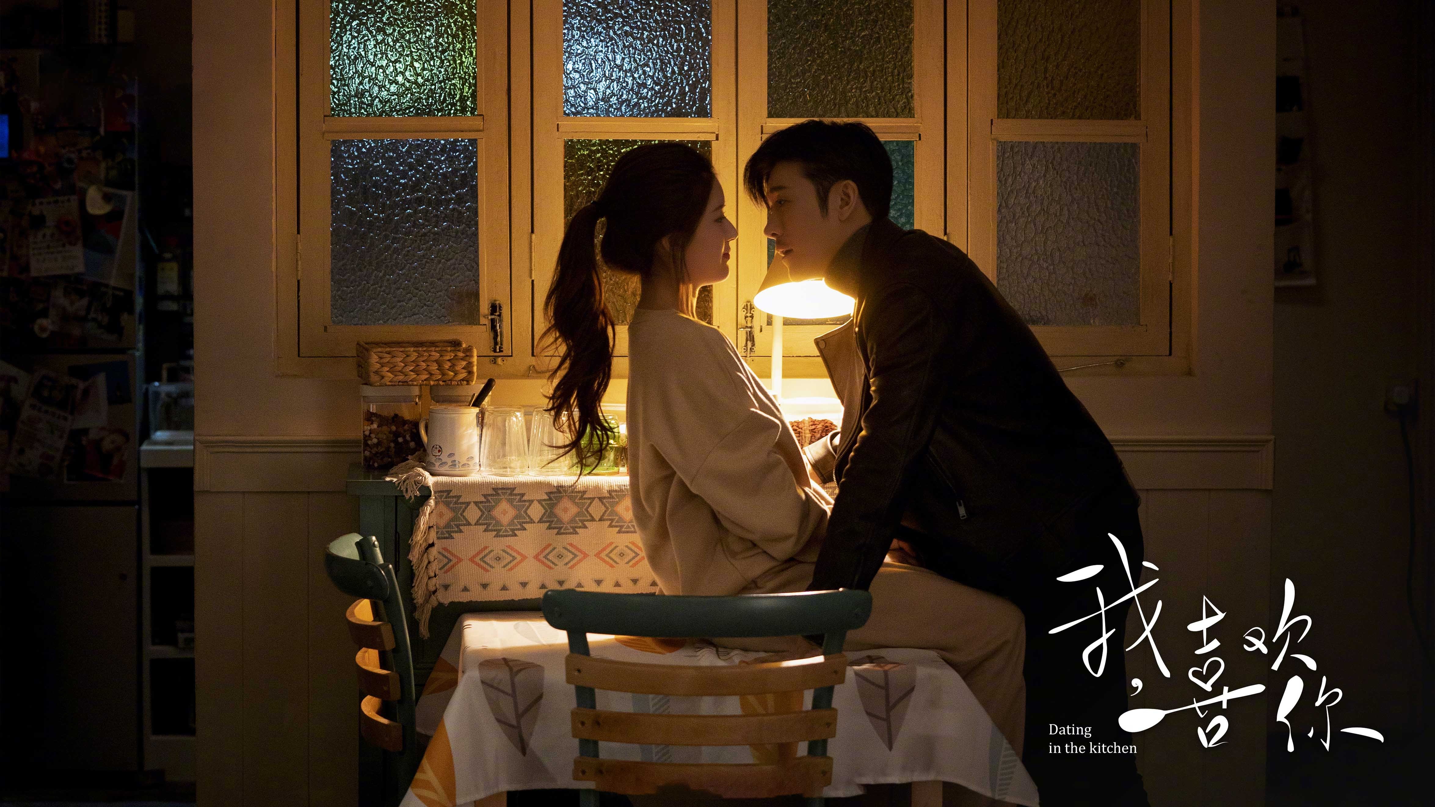 开云体育在线-窒息六秒！恩比德弧顶三分绝命一击，更衣室惊现带血绷带