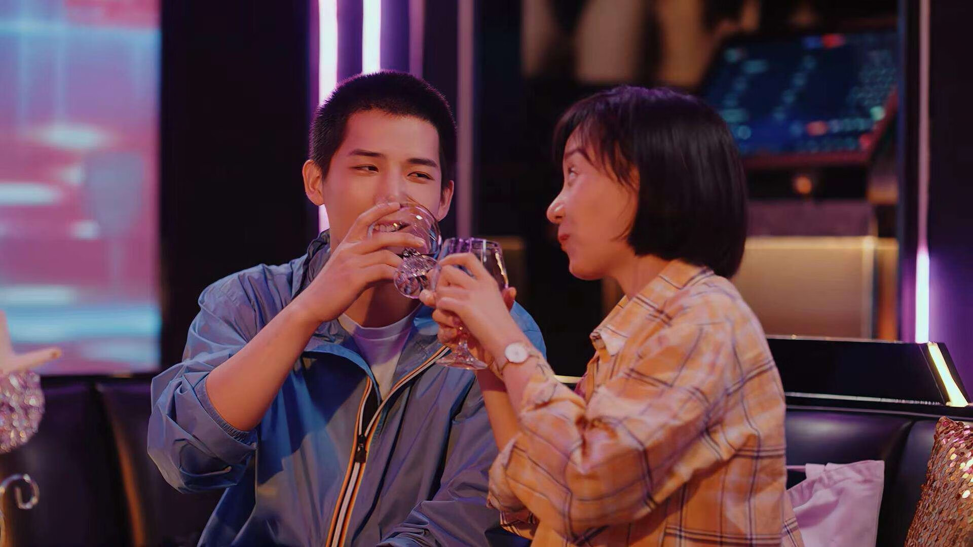 舞台与战役，杰伦·格林的光芒与雄鹿的体系力量