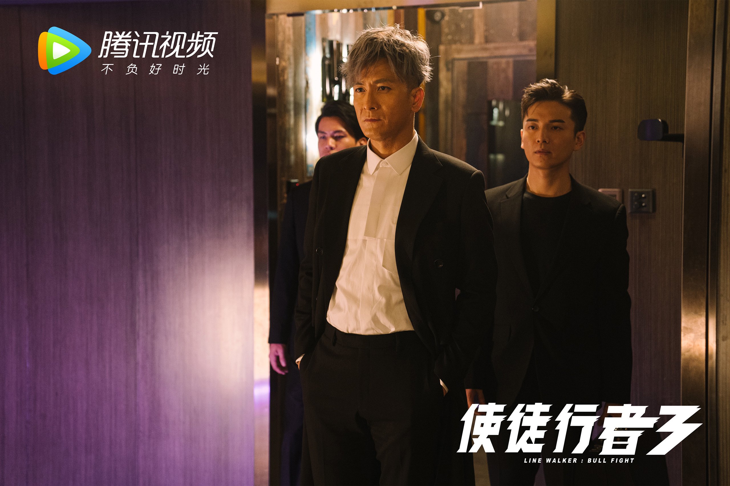 沙漠之狐的逆袭，归化神兵坎塞洛一剑封喉，卡塔尔掀翻高卢雄鸡登顶小组